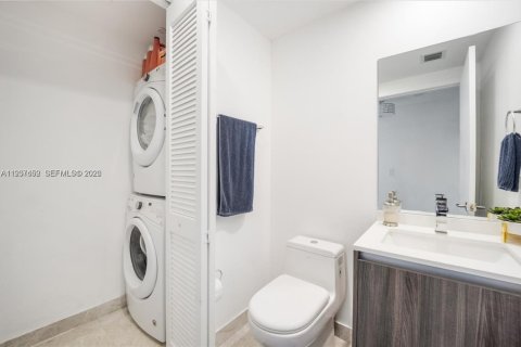 Copropriété à louer à Miami, Floride: 2 chambres, 109.44 m2 № 1997518 - photo 10