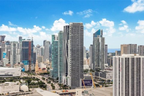 Copropriété à louer à Miami, Floride: 2 chambres, 109.44 m2 № 1997518 - photo 11