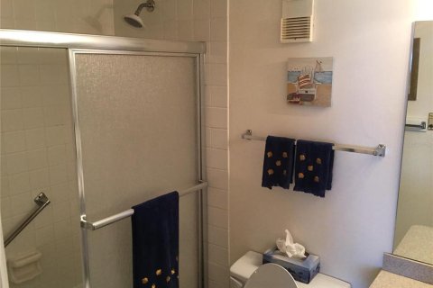 Condo in New Smyrna Beach, Florida, 2 bedrooms  № 2108445 - photo 16