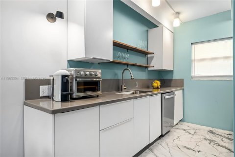 Condominio en venta en Miami Beach, Florida, 3 dormitorios, 108.7 m2 № 2025293 - foto 7