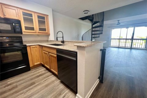 Condominio en venta en Clearwater, Florida, 2 dormitorios, 82.4 m2 № 1828080 - foto 11