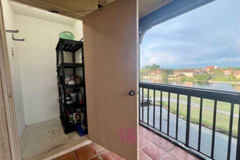 Condominio en venta en Clearwater, Florida, 2 dormitorios, 82.4 m2 № 1828080 - foto 9