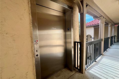 Condominio en venta en Clearwater, Florida, 2 dormitorios, 82.4 m2 № 1828080 - foto 4