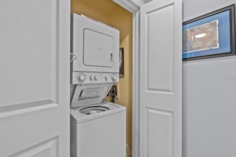 Copropriété à vendre à Four Corners, Floride: 3 chambres, 124.86 m2 № 2303171 - photo 23