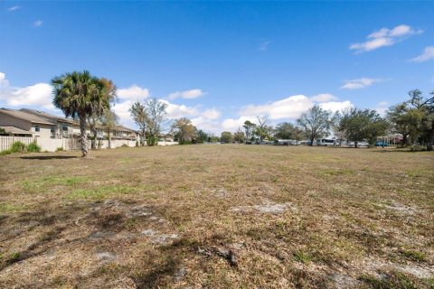 Terreno en venta en Seminole, Florida № 2123608 - foto 19
