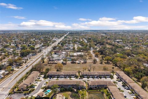 Terreno en venta en Seminole, Florida № 2123608 - foto 15