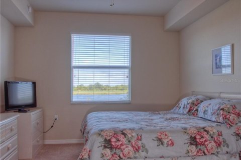 Condominio en alquiler en Bradenton, Florida, 2 dormitorios, 104.14 m2 № 212743 - foto 12