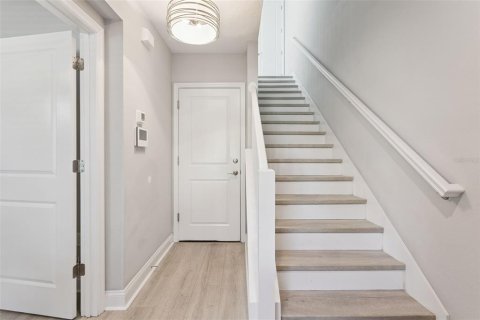 Touwnhouse à vendre à Orlando, Floride: 3 chambres, 157.47 m2 № 2314496 - photo 4