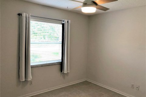Villa ou maison à louer à Clearwater, Floride: 3 chambres, 122.07 m2 № 2423768 - photo 2