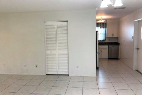 Villa ou maison à louer à Clearwater, Floride: 3 chambres, 122.07 m2 № 2423768 - photo 6