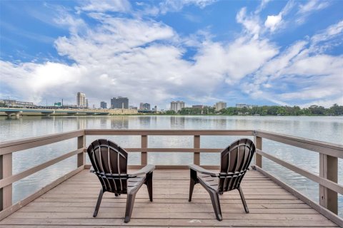 Condo in Orlando, Florida, 1 bedroom  № 1872777 - photo 18