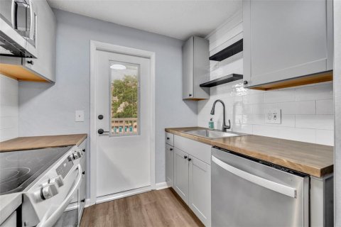 Condo in Orlando, Florida, 1 bedroom  № 1872777 - photo 9