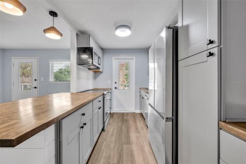 Condo in Orlando, Florida, 1 bedroom  № 1872777 - photo 8