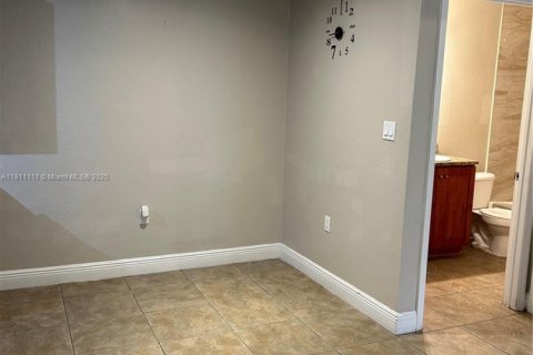 Copropriété à louer à Miami, Floride: 1 chambre, 54.63 m2 № 1966970 - photo 7