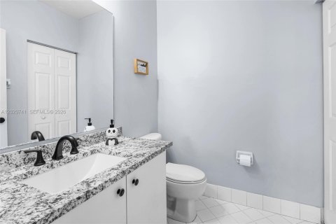 Townhouse in Homestead, Florida 3 bedrooms, 128.11 sq.m. № 2085333 - photo 5