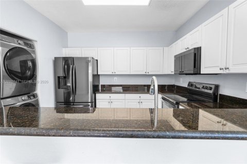 Townhouse in Homestead, Florida 3 bedrooms, 128.11 sq.m. № 2085333 - photo 11