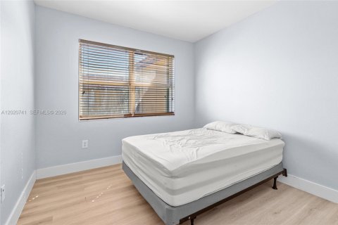 Townhouse in Homestead, Florida 3 bedrooms, 128.11 sq.m. № 2085333 - photo 13