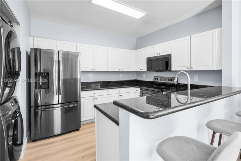 Townhouse in Homestead, Florida 3 bedrooms, 128.11 sq.m. № 2085333 - photo 8