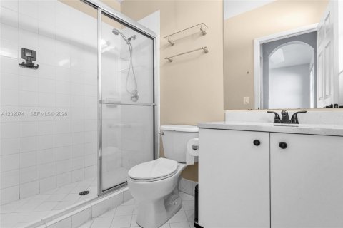 Townhouse in Homestead, Florida 3 bedrooms, 128.11 sq.m. № 2085333 - photo 16