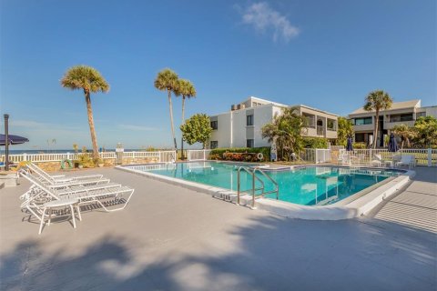 Condo in Venice, Florida, 2 bedrooms  № 1567722 - photo 30