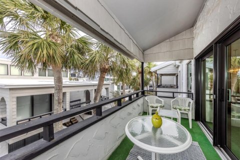 Condo in Venice, Florida, 2 bedrooms  № 1567722 - photo 24