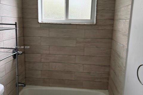 Condo in North Miami, Florida, 2 bedrooms  № 2065392 - photo 20