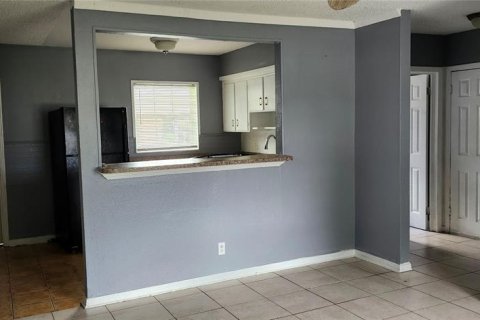Casa en alquiler en Tampa, Florida, 3 dormitorios, 82.68 m2 № 1826695 - foto 7