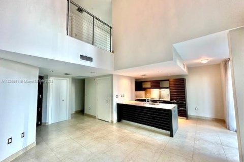 Condominio en venta en Miami, Florida, 1 dormitorio, 87.14 m2 № 1938314 - foto 5
