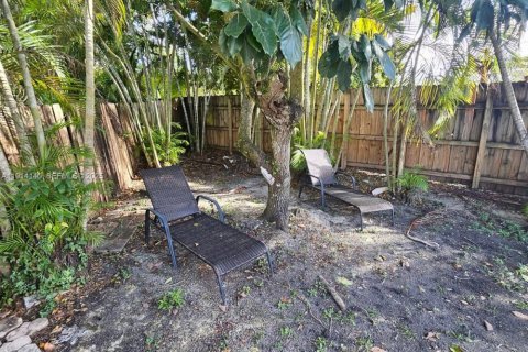 Villa ou maison à louer à Miami, Floride: 3 chambres, 153.85 m2 № 1969727 - photo 28