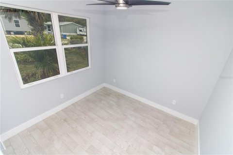 House in Edgewater, Florida 3 bedrooms, 158.03 sq.m. № 1608140 - photo 7