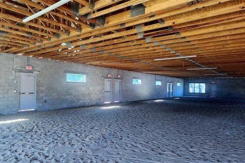 Снять в аренду коммерческую недвижимость в Оберндейл, Флорида 714.88м2, № 2197478 - фото 15