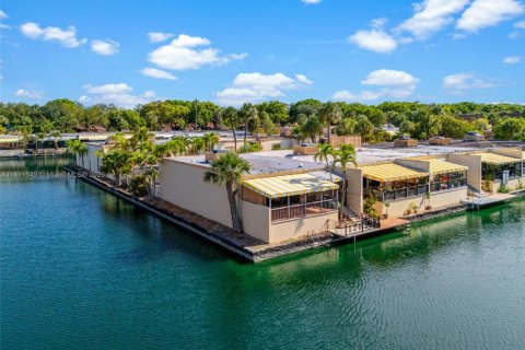 Adosado en venta en Miami Lakes, Florida, 3 dormitorios, 135.64 m2 № 1752086 - foto 29
