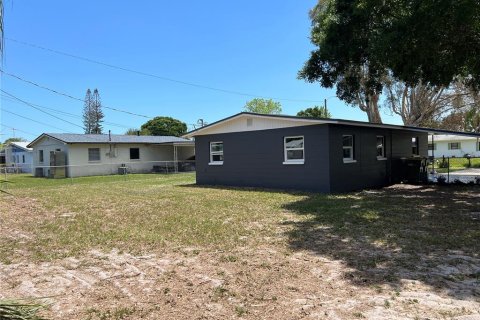 House in Melbourne, Florida 3 bedrooms, 80.27 sq.m. № 2132579 - photo 20