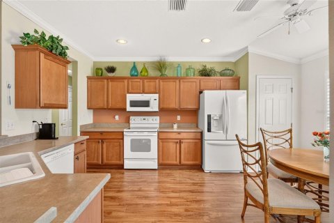 House in Summerfield, Florida 2 bedrooms, 125.05 sq.m. № 2322553 - photo 11