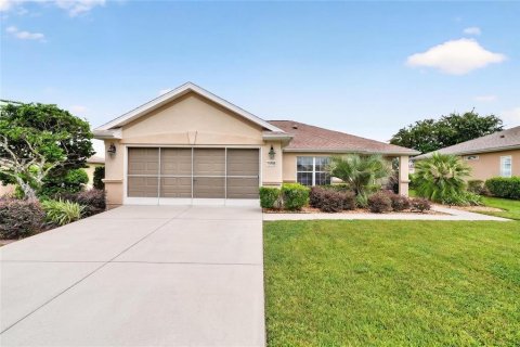 House in Summerfield, Florida 2 bedrooms, 125.05 sq.m. № 2322553 - photo 2