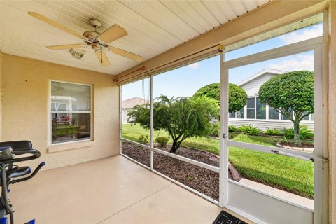 House in Summerfield, Florida 2 bedrooms, 125.05 sq.m. № 2322553 - photo 30