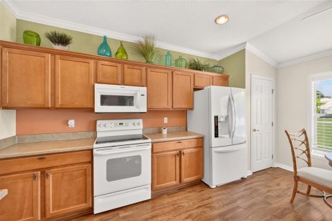 House in Summerfield, Florida 2 bedrooms, 125.05 sq.m. № 2322553 - photo 13