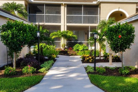 Condo in Sarasota, Florida, 2 bedrooms  № 2199543