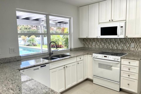 Villa ou maison à louer à Palm Beach Gardens, Floride: 4 chambres, 209.31 m2 № 2384788 - photo 7