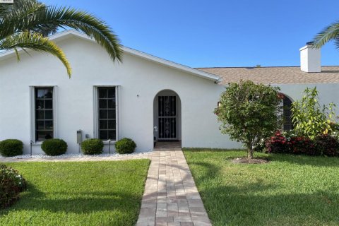 Villa ou maison à Palm Beach Gardens, Floride 4 chambres, 209.31 m2 № 2384788