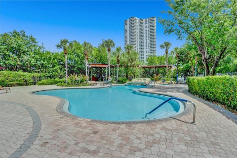 Condominio en alquiler en Aventura, Florida, 2 dormitorios, 126.44 m2 № 1708174 - foto 29