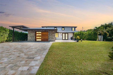 Villa ou maison à vendre à Punta Gorda, Floride: 3 chambres, 315.96 m2 № 2140054 - photo 6