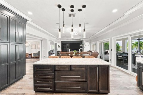 Villa ou maison à vendre à Punta Gorda, Floride: 3 chambres, 315.96 m2 № 2140054 - photo 12