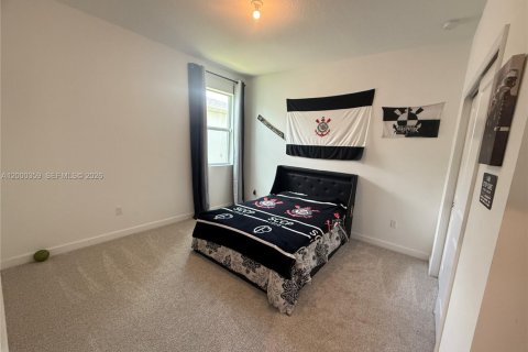 Villa ou maison à louer à Port St. Lucie, Floride: 4 chambres, 205.22 m2 № 2067318 - photo 7
