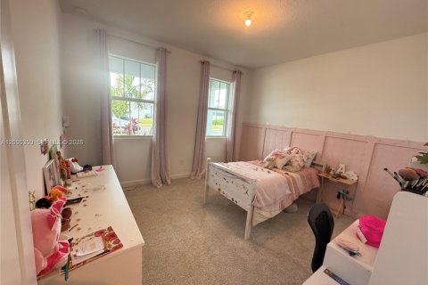 Villa ou maison à louer à Port St. Lucie, Floride: 4 chambres, 205.22 m2 № 2067318 - photo 12