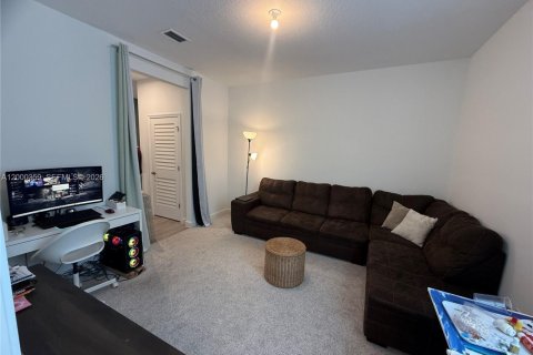 Villa ou maison à louer à Port St. Lucie, Floride: 4 chambres, 205.22 m2 № 2067318 - photo 24