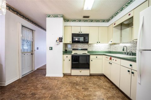 House in Lake Wales, Florida 2 bedrooms, 82.13 sq.m. № 2121209 - photo 7