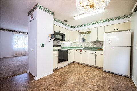 House in Lake Wales, Florida 2 bedrooms, 82.13 sq.m. № 2121209 - photo 6