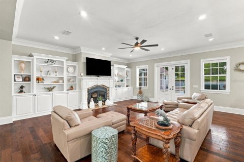 House in Ocala, Florida 4 bedrooms, 400.41 sq.m. № 2412585 - photo 10