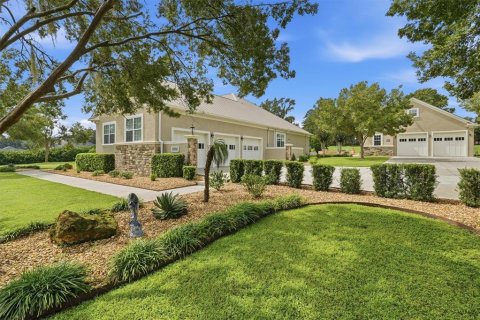 House in Ocala, Florida 4 bedrooms, 400.41 sq.m. № 2412585 - photo 25